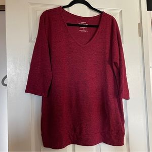 Red heathered 3/4 sleeve sweater top